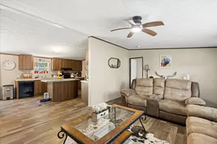 5913 N Oklahoma Trail, Granbury, TX 76048 - Photo 7