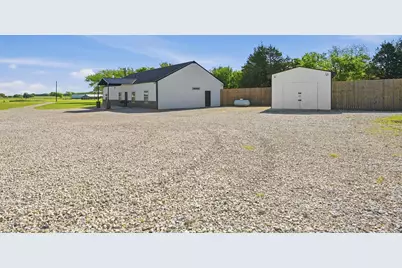 210 County Road 2184, Gainesville, TX 76240 - Photo 3