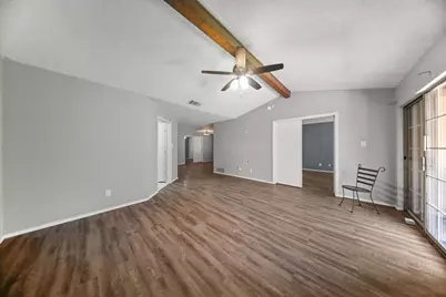 5501 Stoney Glen Drive, Mesquite, TX 75150 - Photo 9