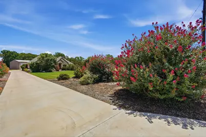 111 Flying Diamond Drive, Springtown, TX 76082 - Photo 3
