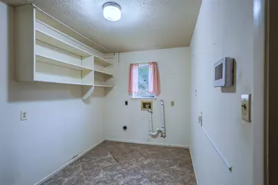 7601 Trimble Drive, Fort Worth, TX 76134 - Photo 15