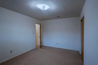 7601 Trimble Drive, Fort Worth, TX 76134 - Photo 25