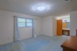 7601 Trimble Dr, Fort Worth, TX 76134 - Photo 17