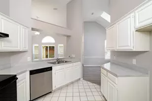 1329 Maywood Ct, Plano, TX 75023 - Photo 9