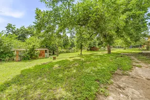 594 N Harbin Dr, Stephenville, TX 76401 - Photo 3