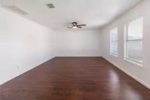 5437 New Castleton Ln, Fort Worth, TX 76135 - Photo 11