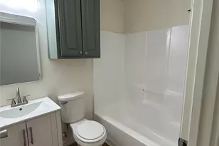1325 E Jones St, Sherman, TX 75090 - Photo 11