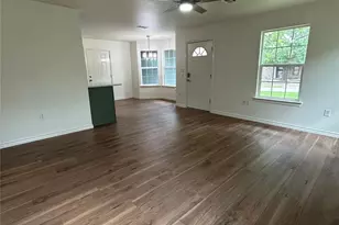 1325 E Jones St, Sherman, TX 75090 - Photo 7