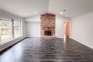 8839 Sweetwater Dr, Dallas, TX 75228 - Photo 3