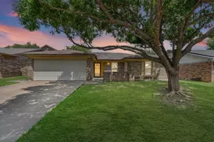7516 Evergreen Dr, Watauga, TX 76148 - Photo 1