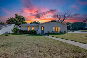 629 Newton Dr, Burleson, TX 76028 - Photo 1