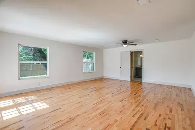 6301 Greenfield Road, Fort Worth, TX 76135 - Photo 9