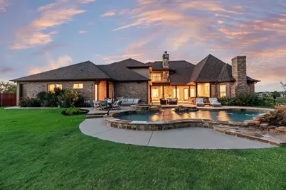 737 Manor Drive, Argyle, TX 76226 - Photo 5