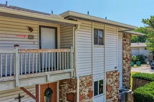 109 Harbor Dr, Runaway Bay, TX 76426 - Photo 3