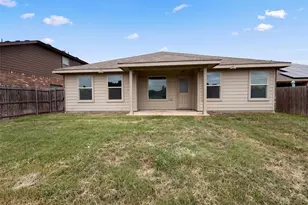 748 Wylie St, Crowley, TX 76036 - Photo 5