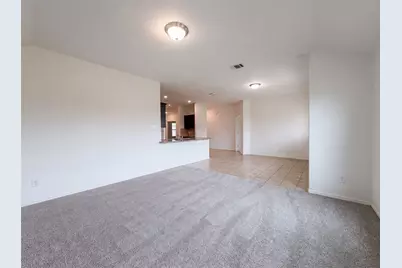 748 Wylie Street, Crowley, TX 76036 - Photo 3