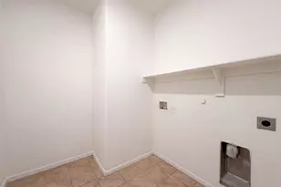 748 Wylie St, Crowley, TX 76036 - Photo 15