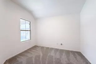 748 Wylie St, Crowley, TX 76036 - Photo 11