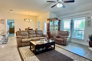 2704 Ainsworth Rd, Aubrey, TX 76227 - Photo 13