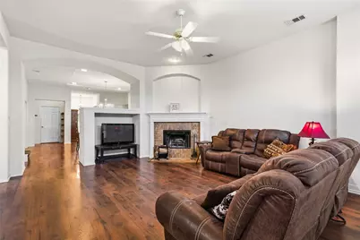 1612 Lakeside Drive, Glenn Heights, TX 75154 - Photo 7