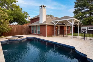 1416 Willow Wood Dr, Carrollton, TX 75010 - Photo 5