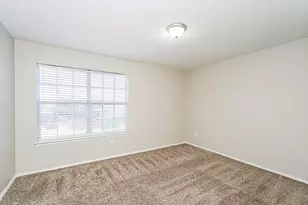 962 Heather St, Burleson, TX 76028 - Photo 13