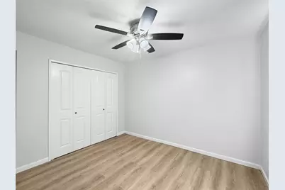 334 E Crossland Boulevard, Grand Prairie, TX 75052 - Photo 15