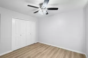 334 E Crossland Blvd, Grand Prairie, TX 75052 - Photo 15
