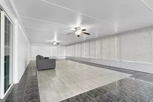 334 E Crossland Blvd, Grand Prairie, TX 75052 - Photo 17