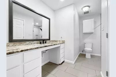 334 E Crossland Boulevard, Grand Prairie, TX 75052 - Photo 5