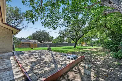 2861 Mark Twain Drive, Farmers Branch, TX 75234 - Photo 7