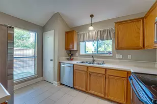 2301 University Dr, Rowlett, TX 75088 - Photo 7