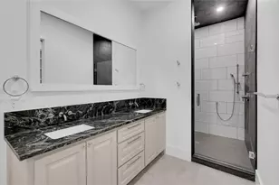 13052 Rainier Dr, Woodway, TX 76712 - Photo 19