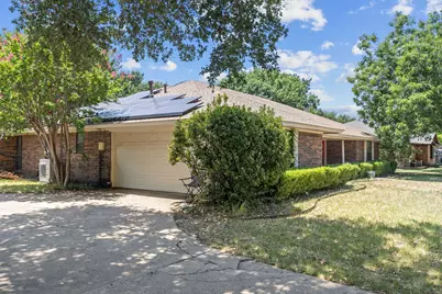 1223 Heather Street, Grapevine, TX 76051 - Photo 7
