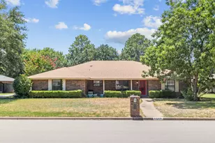 1223 Heather St, Grapevine, TX 76051 - Photo 5