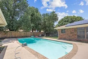 1223 Heather St, Grapevine, TX 76051 - Photo 7