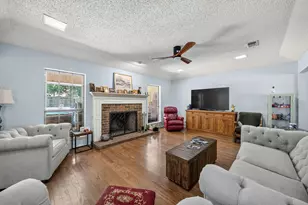 1223 Heather St, Grapevine, TX 76051 - Photo 15