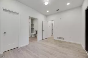 4225 Bernice St, Haltom City, TX 76117 - Photo 13