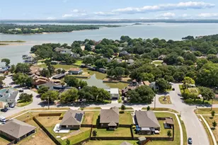 523 Harbor Dr, Azle, TX 76020 - Photo 25