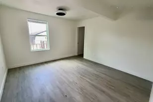 7629 Military Pkwy, Dallas, TX 75227 - Photo 11