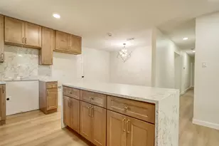 729 Oakwood Ave, Hurst, TX 76053 - Photo 11