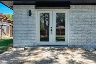 729 Oakwood Ave, Hurst, TX 76053 - Photo 33