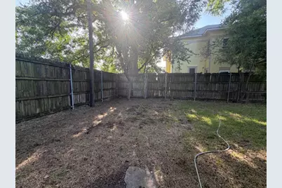 415 W Franklin Street, Waxahachie, TX 75165 - Photo 23