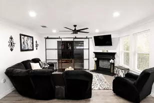 754 Cedarwood Dr, Cedar Hill, TX 75104 - Photo 15
