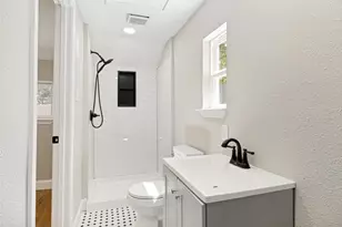 915 Cameron Ave, Dallas, TX 75223 - Photo 17