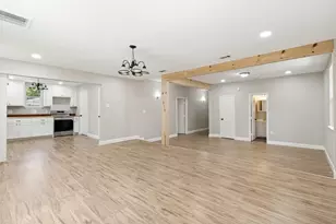 915 Cameron Ave, Dallas, TX 75223 - Photo 5