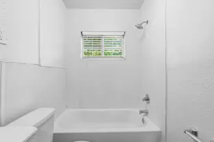 2212 Lea Crest Dr, Dallas, TX 75216 - Photo 21