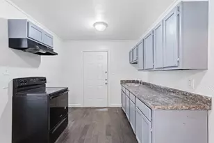 2212 Lea Crest Dr, Dallas, TX 75216 - Photo 3