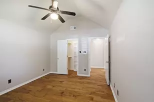8417 Castle Creek Rd, North Richland Hills, TX 76182 - Photo 19