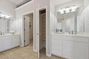 8417 Castle Creek Rd, North Richland Hills, TX 76182 - Photo 29